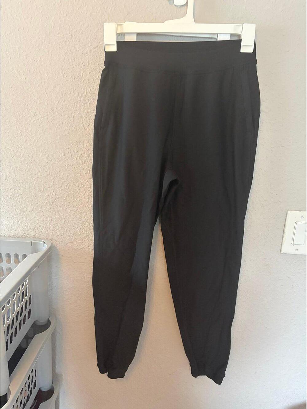 Lululemon Adapted State High-Rise Tech Fleece Jogger 27in inseam Black size 6.